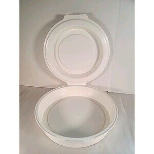 Vintage Pie Keeper Clam Shell 10" PYREX White